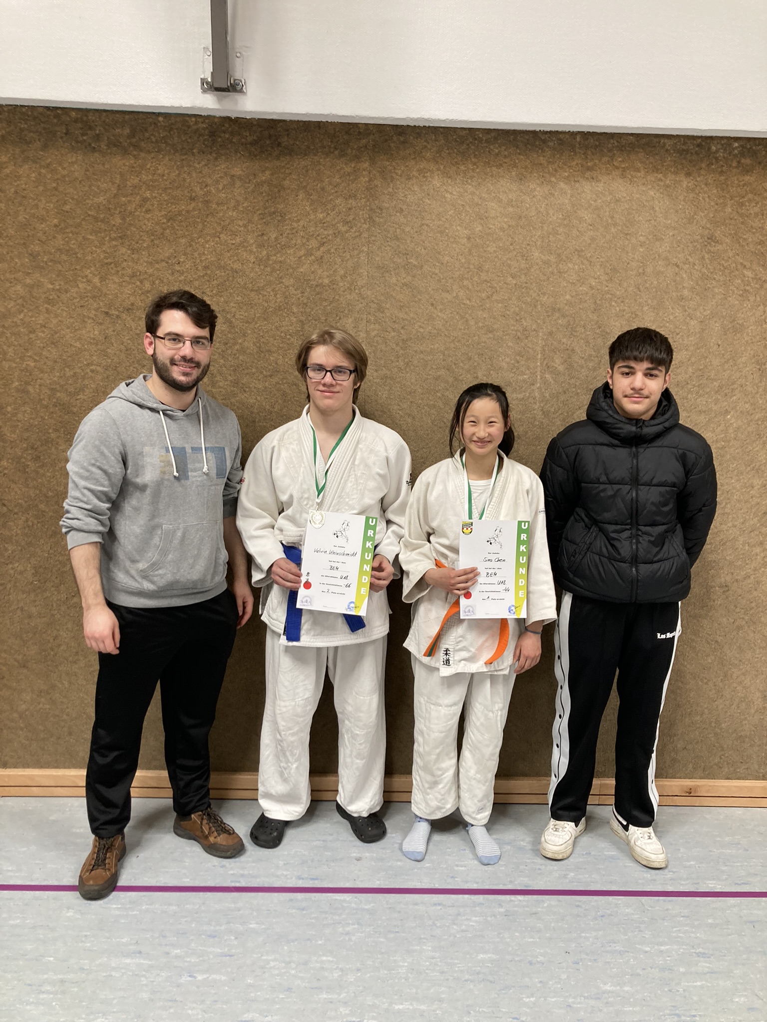 Sina Chen ist Bezirksmeisterin im Judo – Kleinschmidt Vize